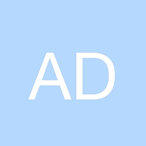 Meet your Posher, Andrea - Picture 1 of 1